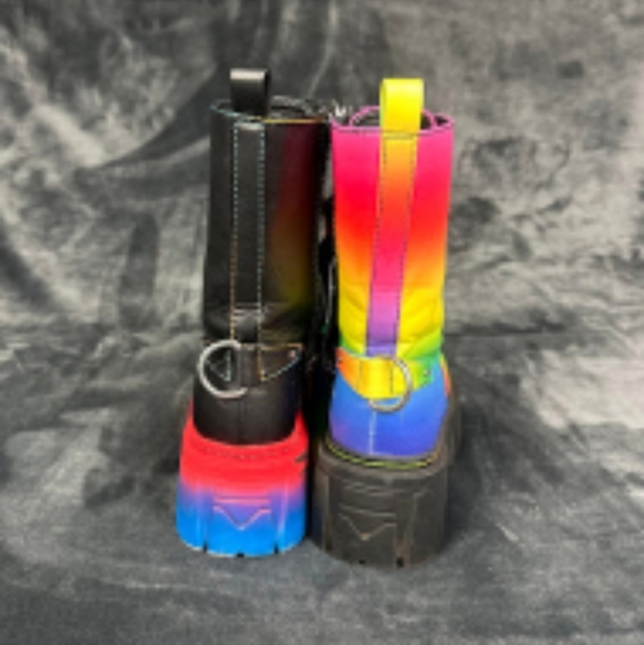 Current Mood Colorwave Mismatched Combat Boots - Picture 3 of 3